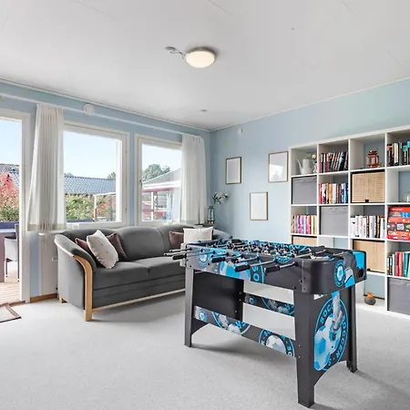 3 Bedroom Awesome In Dom wakacyjny