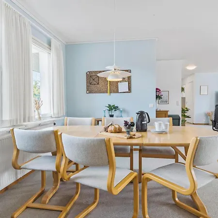Tatil Evi 3 Bedroom Awesome In Glesborg