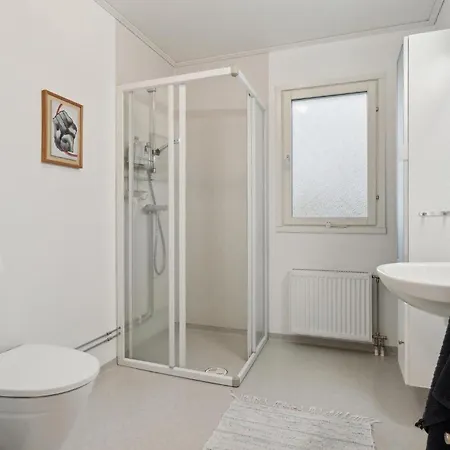 3 Bedroom Awesome In