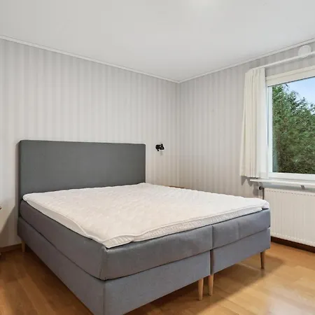 3 Bedroom Awesome In Tatil Evi Glesborg