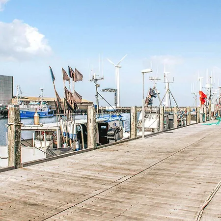 3 Bedroom Awesome In Dom wakacyjny Glesborg