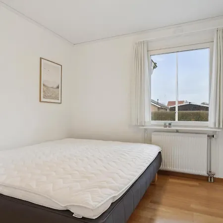 3 Bedroom Awesome In