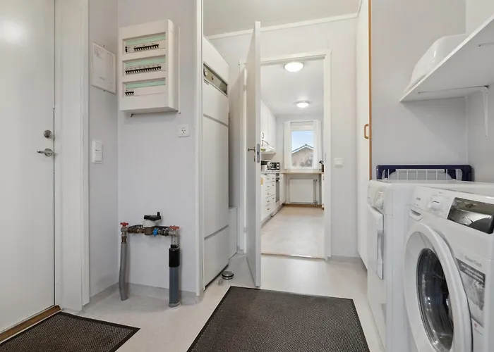 3 Bedroom Awesome In Glesborg